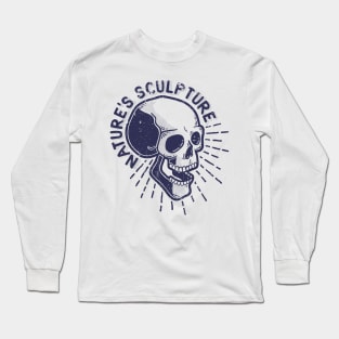 Hipster pseudo 3D skull in half a turn - nature  sculpture inscription Long Sleeve T-Shirt